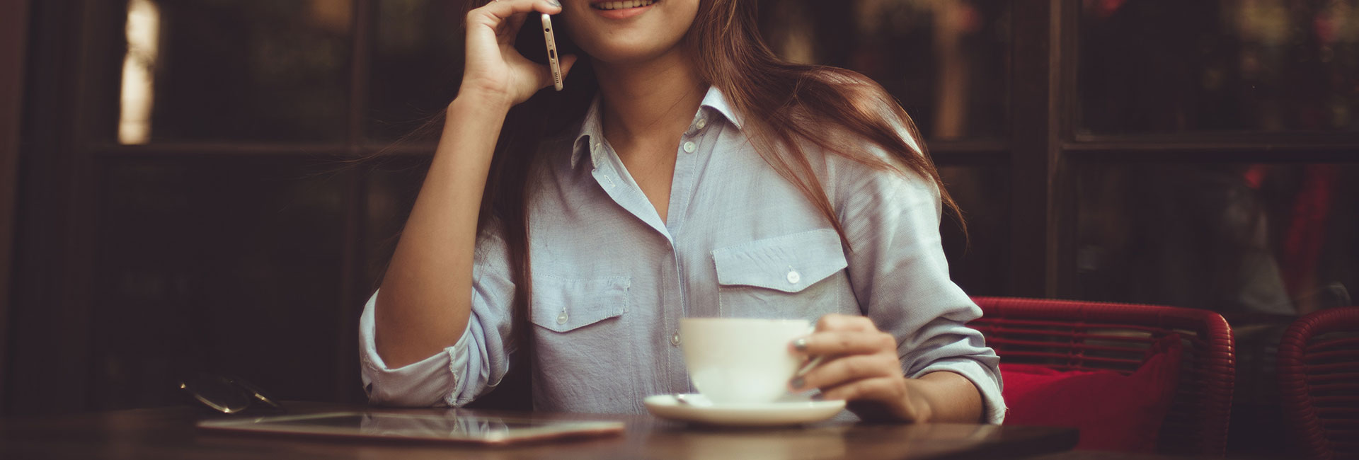 JST Romane - Contact